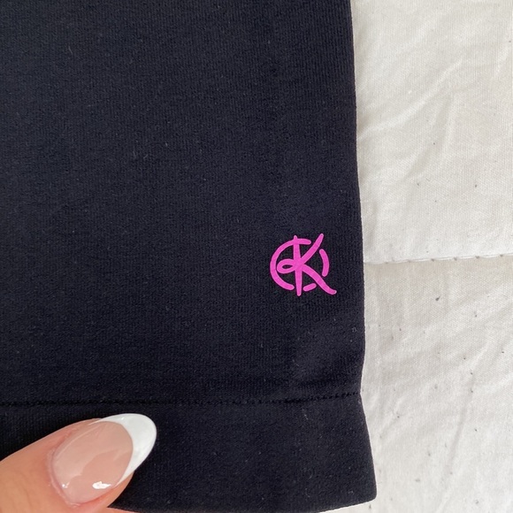 𝅺WBK Leggings - Picture 8 of 8